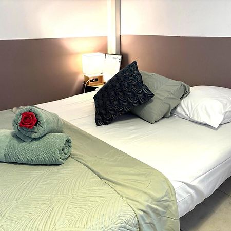 L'Amazone Studio Plein Centre Plages A 2Min Clim Wifi Sur Le Port - Top Prosconciergerie- ลา กร็องเดอ-ม็อต ภายนอก รูปภาพ